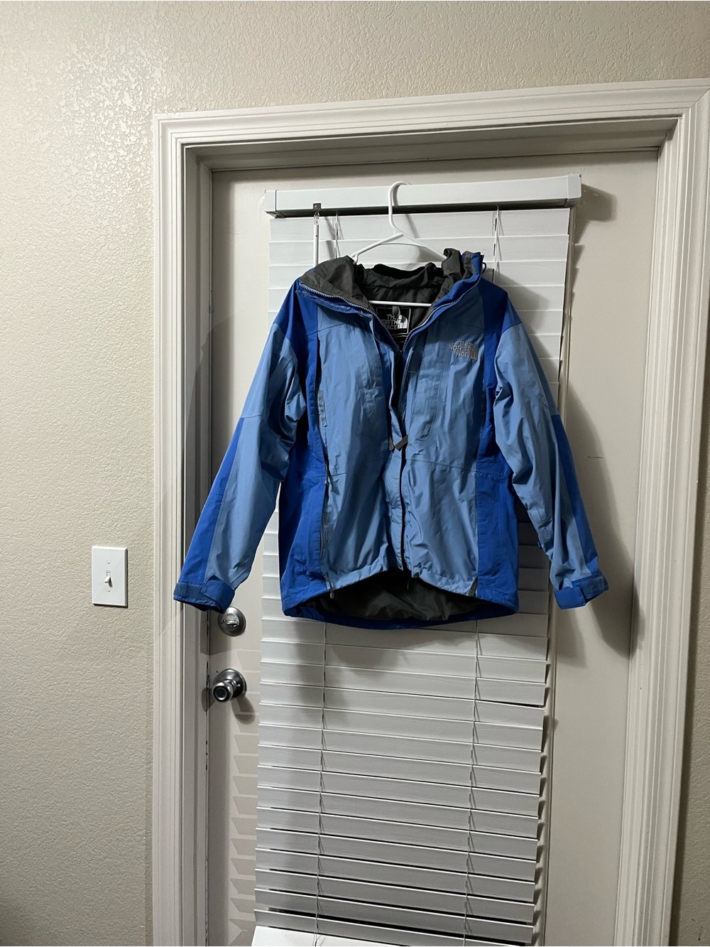 The North Face Kids' Two-Tone Blue Hooded Raincoat